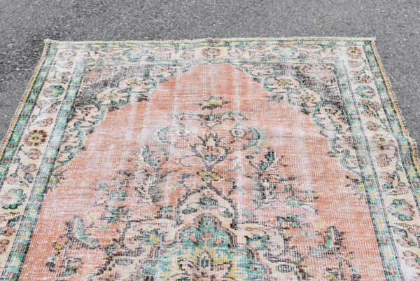 5.5 ft. x 8.9 ft. Vintage Turkish Rug TR00497 Image 4