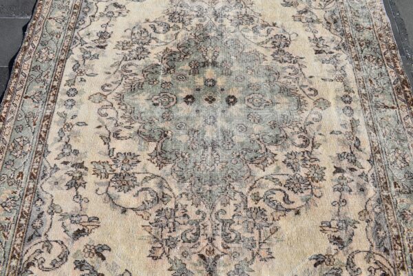 5.8 ft. x 9.7 ft. Vintage Turkish Rug TR00507 Image 5