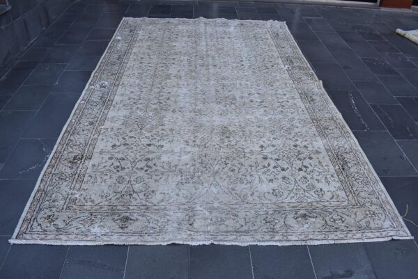 6.9 ft. x 10.8 ft. Vintage Turkish Rug TR00547 Image 3