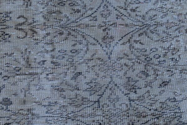 6.9 ft. x 10.8 ft. Vintage Turkish Rug TR00547 Image 5