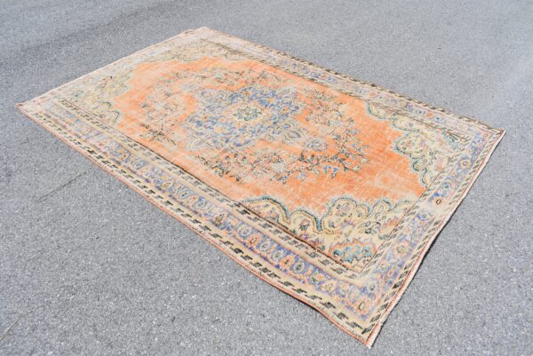 5.7 ft. x 8.6 ft. Vintage Turkish Rug TR00557 Image 3