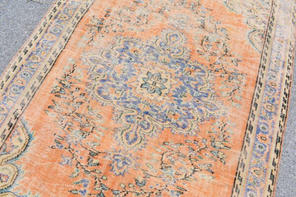 5.7 ft. x 8.6 ft. Vintage Turkish Rug TR00557 Image 5