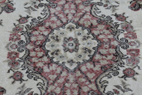 5.8 ft. x 8.7 ft. Vintage Turkish Rug TR00627 Image 5