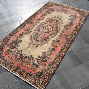 3.9 ft. x 7.3 ft. Vintage Turkish Rug TR00647 Image 1
