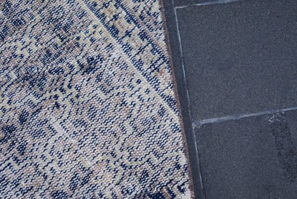 1.3 ft. x 2.6 ft. Vintage Turkish Rug TR00677 Image 6