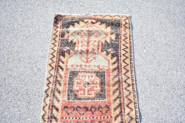 2.3 ft. x 4.8 ft. Vintage Turkish Rug TR00717 Image 4
