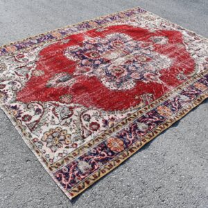 6.1 ft. x 8.2 ft. Vintage Turkish Rug TR00797 Image 1