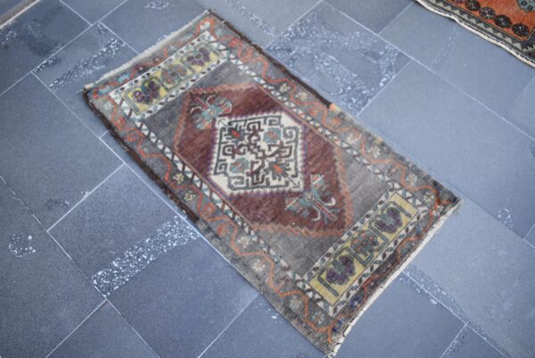 1.9 ft. x 3.7 ft. Vintage Turkish Rug TR00897 Image 2