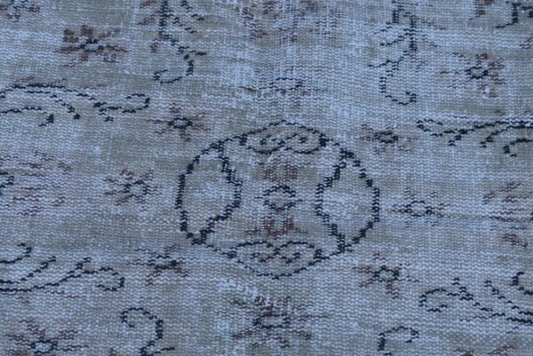5.9 ft. x 8.4 ft. Vintage Turkish Rug TR00917 Image 5