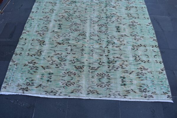 5.7 ft. x 9.4 ft. Vintage Turkish Rug TR00957 Image 6