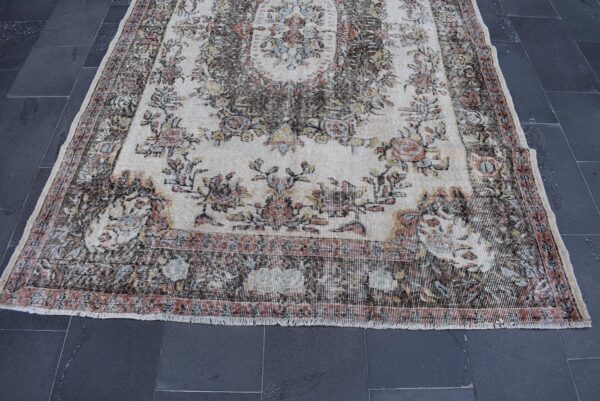 6.1 ft. x 9.9 ft. Vintage Turkish Rug TR00977 Image 6