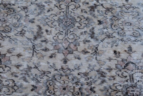 6 ft. x 9 ft. Vintage Turkish Rug TR01007 Image 5