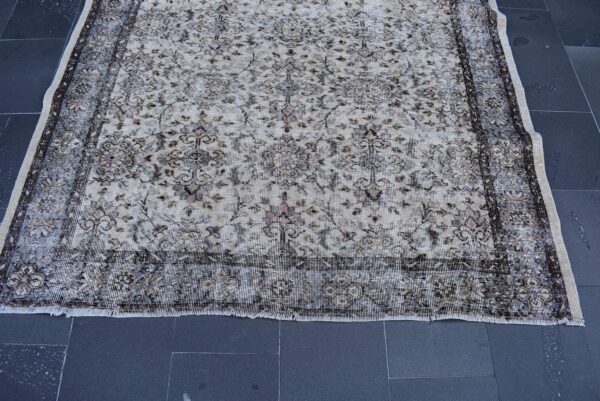 6 ft. x 9 ft. Vintage Turkish Rug TR01007 Image 6