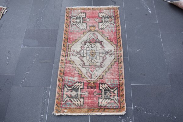 1.7 ft. x 3.2 ft. Vintage Turkish Rug TR01057 Image 2