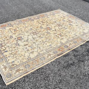 5.7 ft. x 8.9 ft. Vintage Turkish Rug TR01067 Image 1