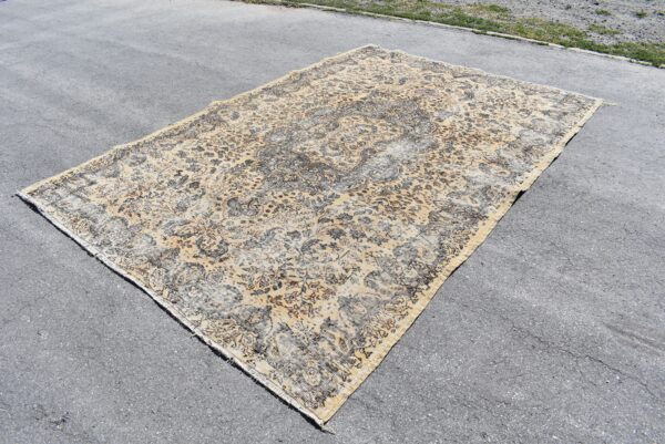 6.3 ft. x 9.3 ft. Vintage Turkish Rug TR01197 Image 1