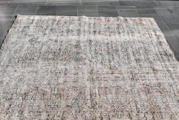 6.3 ft. x 9.9 ft. Vintage Turkish Rug TR01207 Image 4