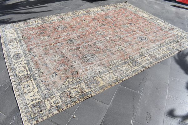 8 ft. x 11.7 ft. Vintage Turkish Rug TR01257 Image 1