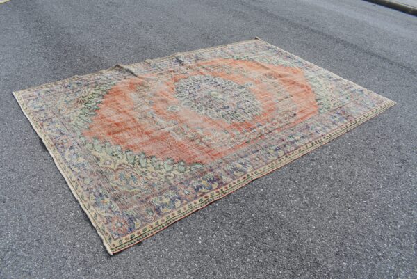 6.4 ft. x 9.6 ft. Vintage Turkish Rug TR01267 Image 1