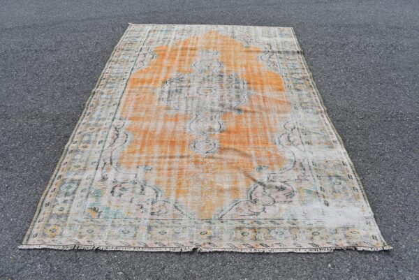 5.8 ft. x 8.9 ft. Vintage Turkish Rug TR01307 Image 2