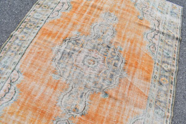 5.8 ft. x 8.9 ft. Vintage Turkish Rug TR01307 Image 5