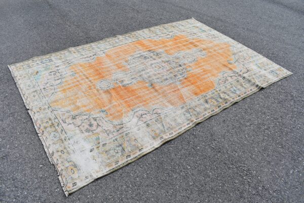 5.8 ft. x 8.9 ft. Vintage Turkish Rug TR01307 Image 1