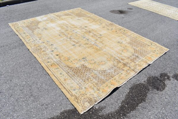 7 ft. x 9.5 ft. Vintage Turkish Rug TR01327 Image 3