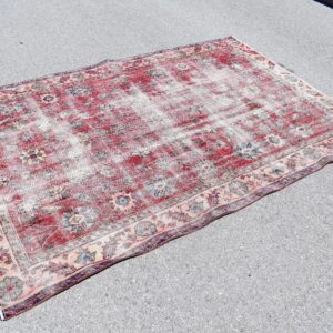 5.3 ft. x 8.1 ft. Vintage Turkish Rug TR01357 Image 1