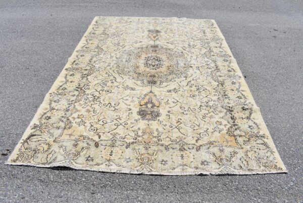 6.5 ft. x 9.7 ft. Vintage Turkish Rug TR01377 Image 2