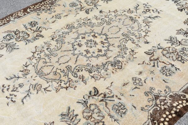 5.8 ft. x 9.5 ft. Vintage Turkish Rug TR01417 Image 5