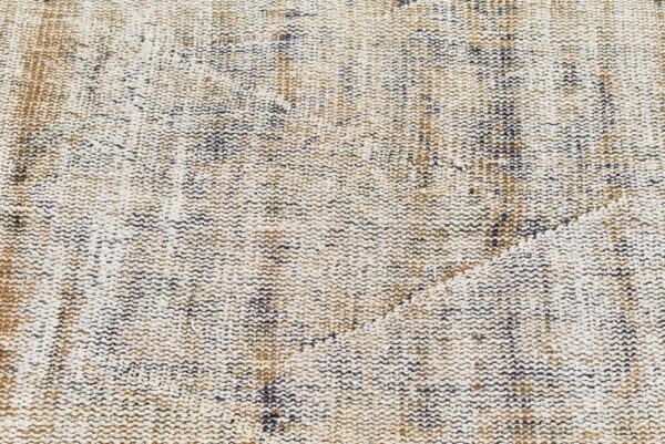 5.6 ft. x 8.6 ft. Vintage Turkish Rug TR01427 Image 5