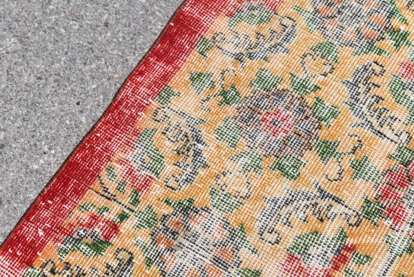 3.1 ft. x 6.2 ft. Vintage Turkish Rug TR01437 Image 6