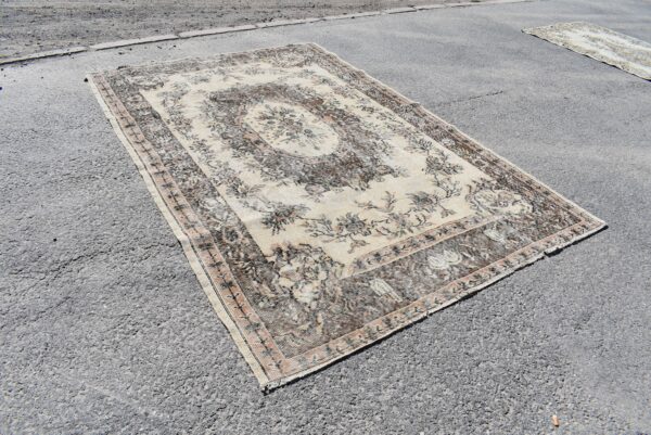 5.7 ft. x 8.9 ft. Vintage Turkish Rug TR01457 Image 3