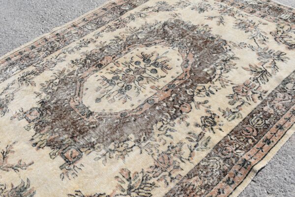 5.7 ft. x 8.9 ft. Vintage Turkish Rug TR01457 Image 5