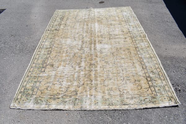 6 ft. x 8.5 ft. Vintage Turkish Rug TR01487 Image 2