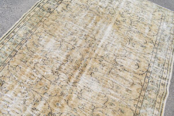 6 ft. x 8.5 ft. Vintage Turkish Rug TR01487 Image 4