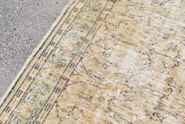 6 ft. x 8.5 ft. Vintage Turkish Rug TR01487 Image 6