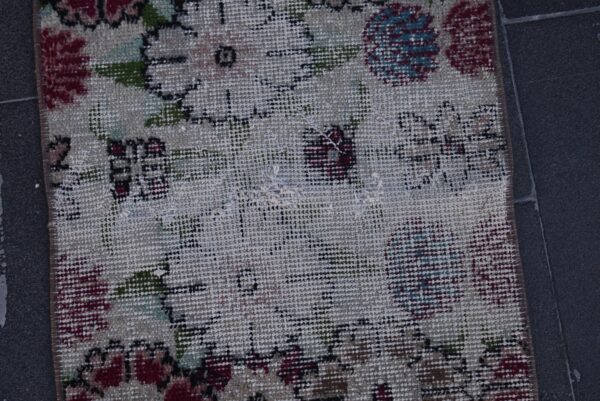 2 ft. x 2.7 ft. Vintage Turkish Rug TR01577 Image 5