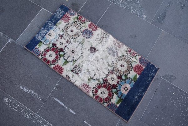 2 ft. x 2.7 ft. Vintage Turkish Rug TR01577 Image 1