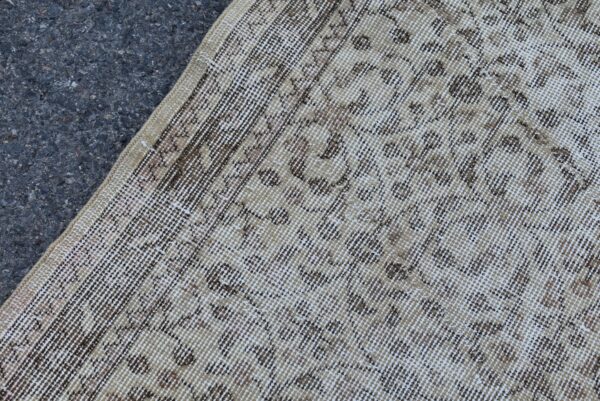 3.3 ft. x 6.3 ft. Vintage Turkish Rug TR01597 Image 6