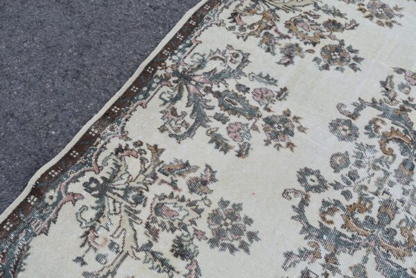 6.2 ft. x 9.9 ft. Vintage Turkish Rug TR01617 Image 6