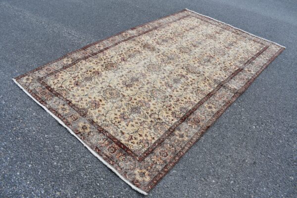 5.2 ft. x 8.7 ft. Vintage Turkish Rug TR01667 Image 1
