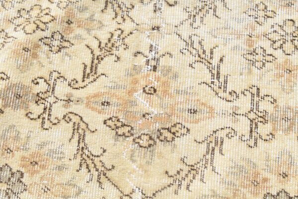 5.7 ft. x 9.3 ft. Vintage Turkish Rug TR01747 Image 5