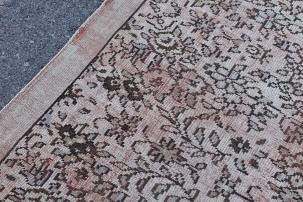 5.8 ft. x 8 ft. Vintage Turkish Rug TR01767 Image 6