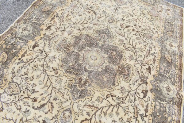 6.8 ft. x 10.5 ft. Vintage Turkish Rug TR01797 Image 5