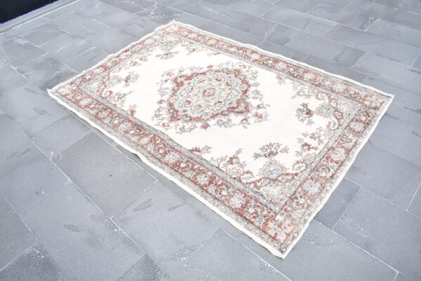 4.3 ft. x 6.4 ft. Vintage Turkish Rug TR01827 Image 3