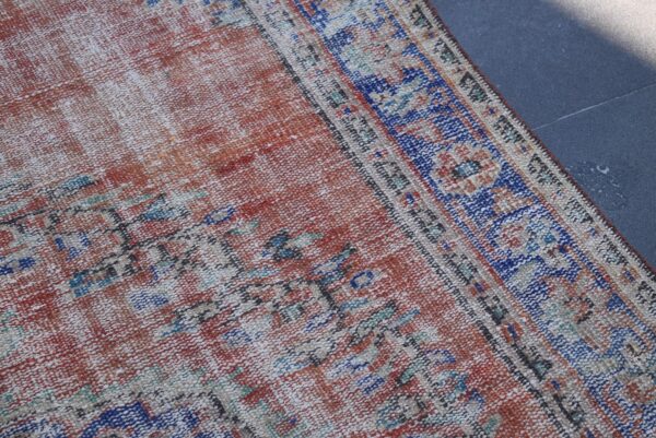 5.3 ft. x 7.7 ft. Vintage Turkish Rug TR01887 Image 4