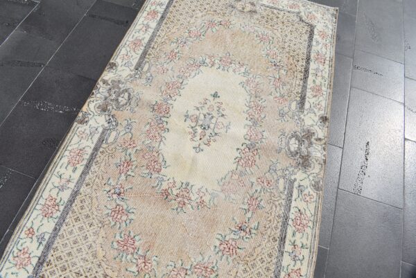 3.7 ft. x 7.1 ft. Vintage Turkish Rug TR01897 Image 4