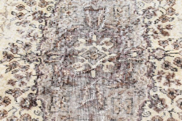 4.7 ft. x 8.5 ft. Vintage Turkish Rug TR01917 Image 6