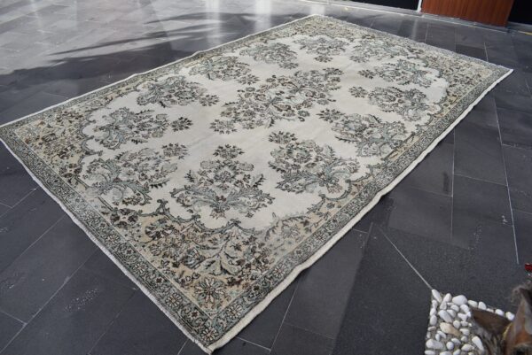 7.4 ft. x 11.9 ft. Vintage Turkish Rug TR02047 Image 2